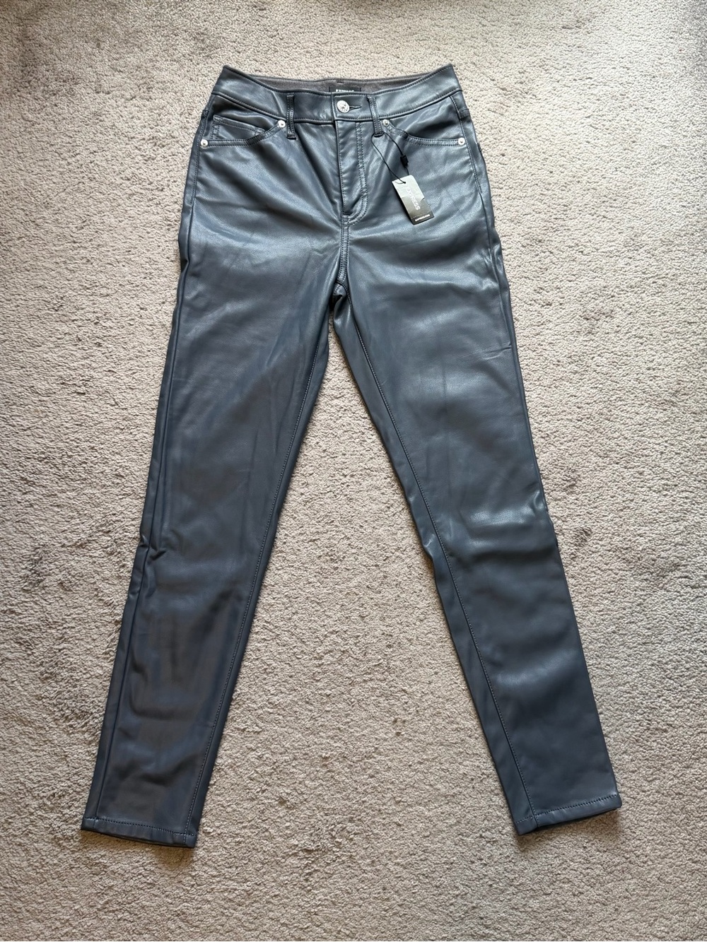 NWT Women’s Gray Faux Leather Skinny Pants